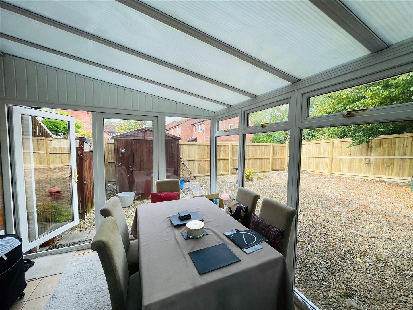 Weavers Croft, Melksham Lock and Key